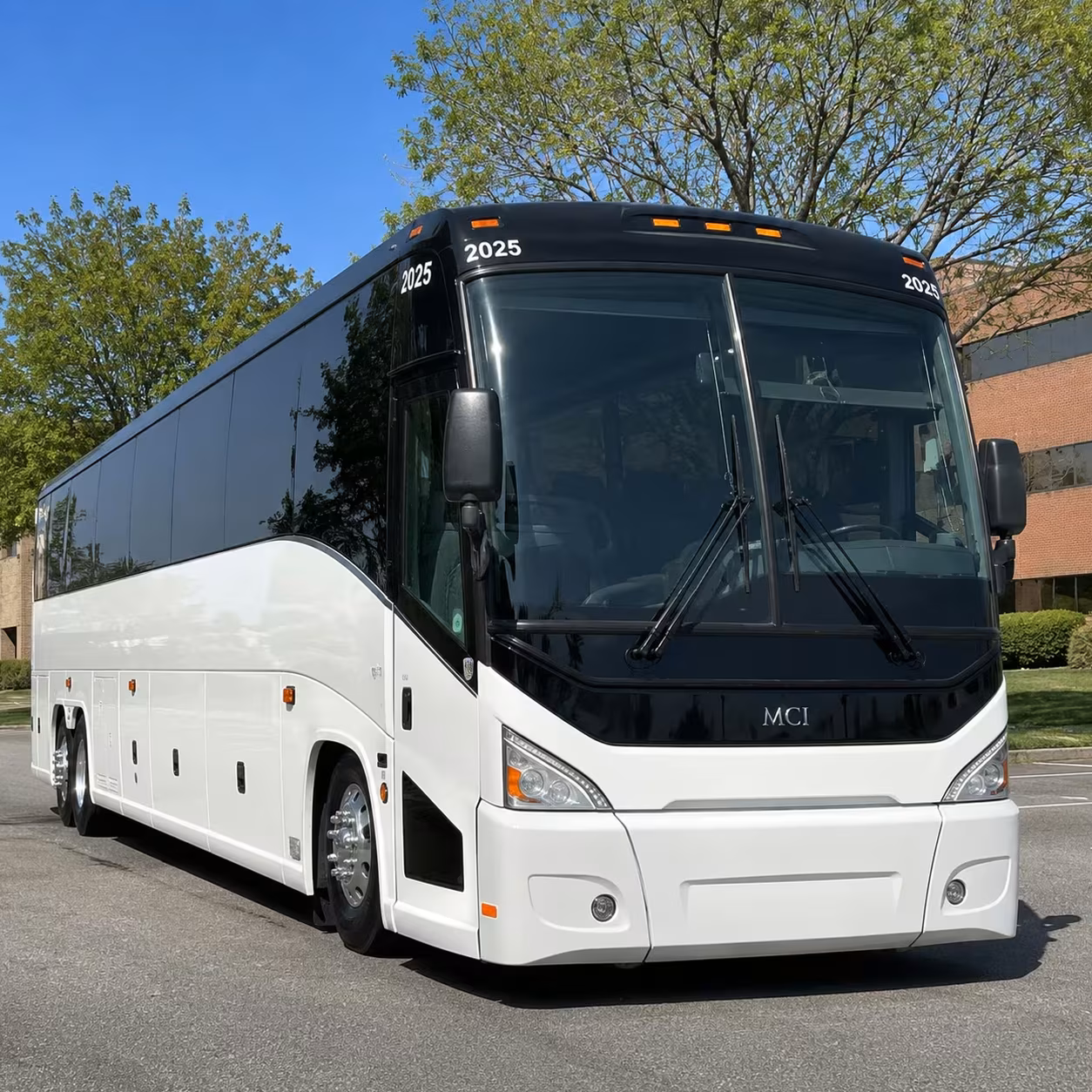beaumont employee shuttle bus rentals for refinery and plant workers