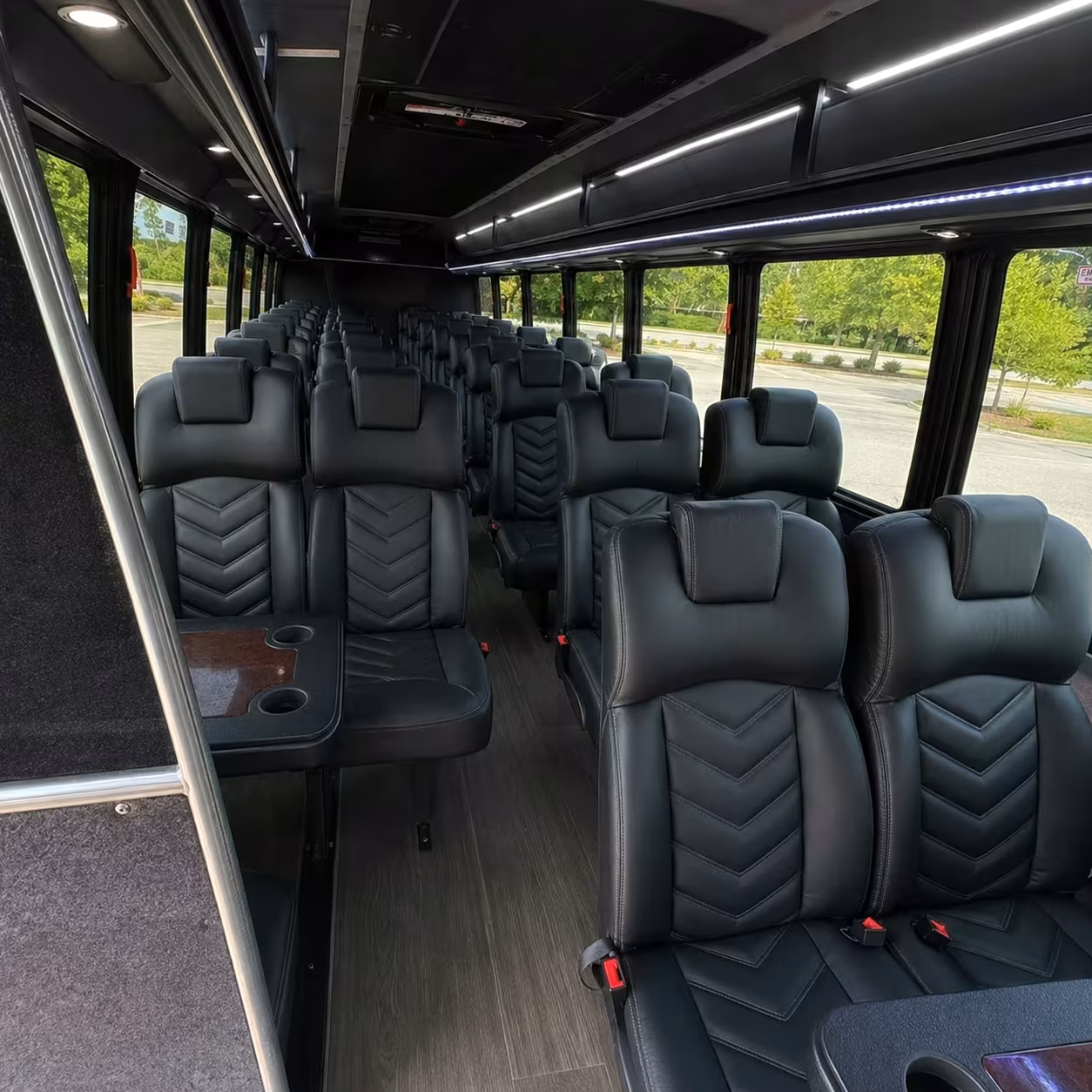beaumont executive minibus rentals for jack brooks regional airport